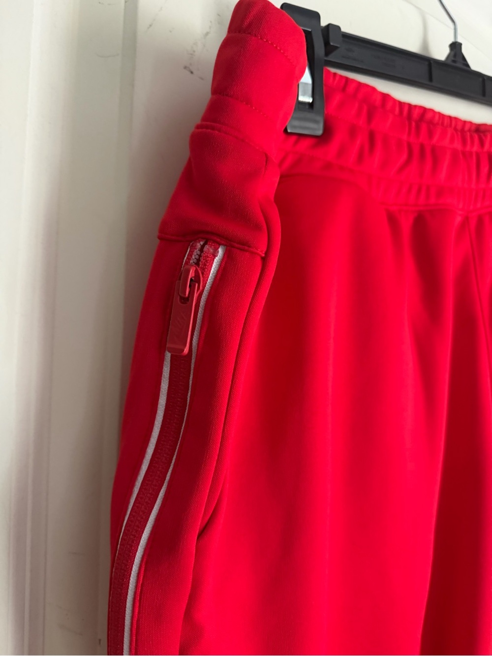 Nike Bright Red woman Joggers sweatpants L sporty casual school longwear - Picture 2 of 10